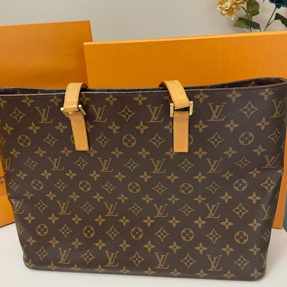Louis Vuitton Tote